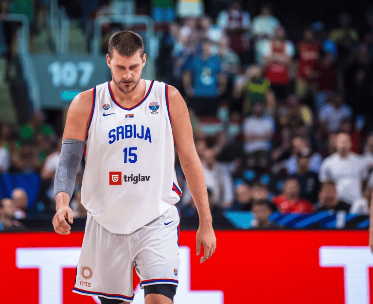 芬兰爆冷淘汰塞尔维亚！约基奇33+8马尔卡宁29+8